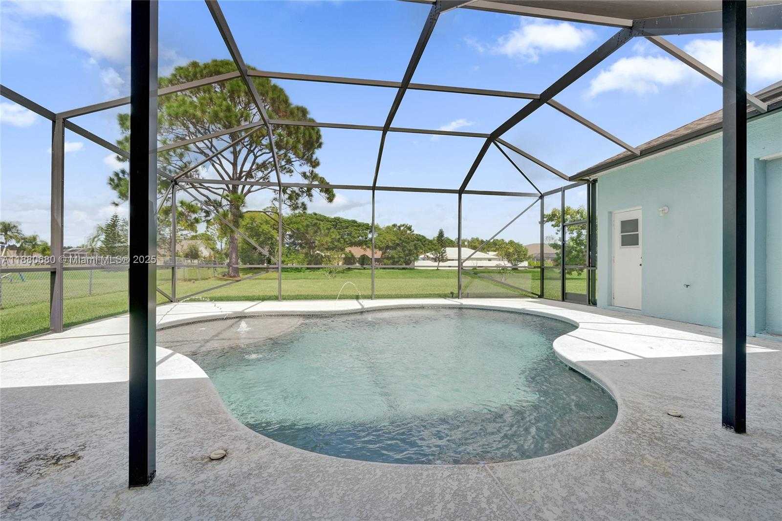 Small Image of 6029 NORTH WEST WINFIELD DR, Port St. Lucie Number 39