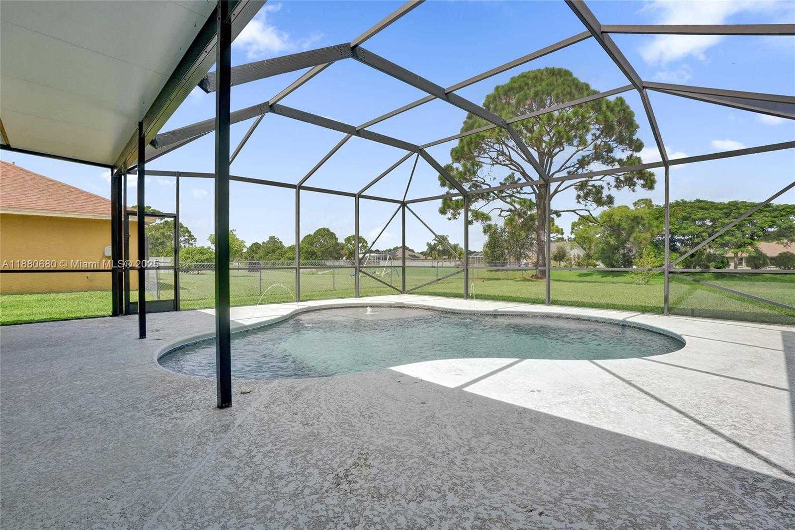 Small Image of 6029 NORTH WEST WINFIELD DR, Port St. Lucie Number 40