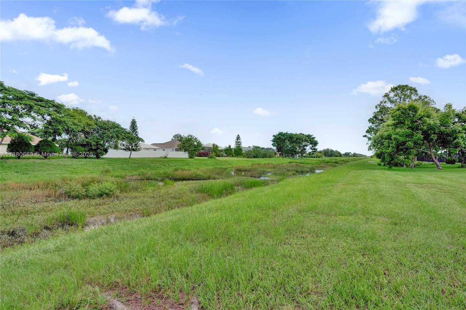 Small Image of 6029 NORTH WEST WINFIELD DR, Port St. Lucie Number 42