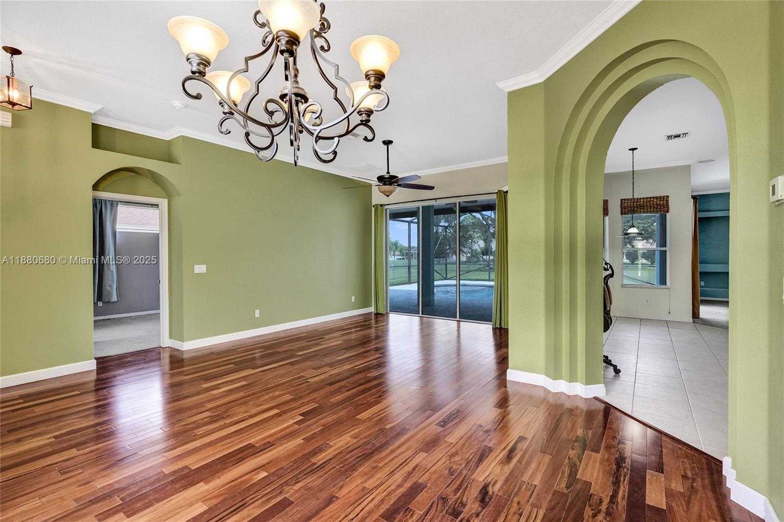 Small Image of 6029 NORTH WEST WINFIELD DR, Port St. Lucie Number 7