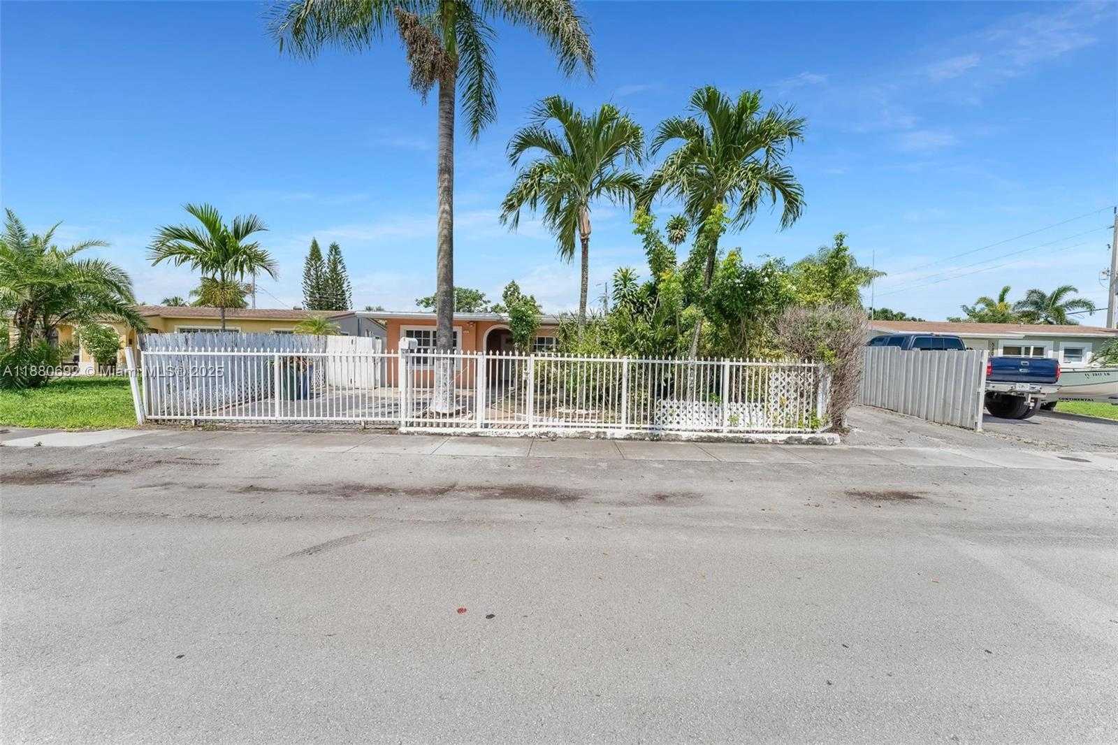 Small Image of 531 NORTH EAST 58TH ST, Oakland Park Number 18