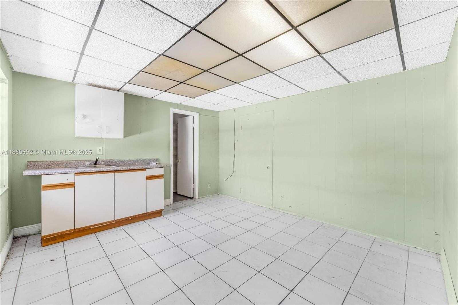 Small Image of 531 NORTH EAST 58TH ST, Oakland Park Number 20