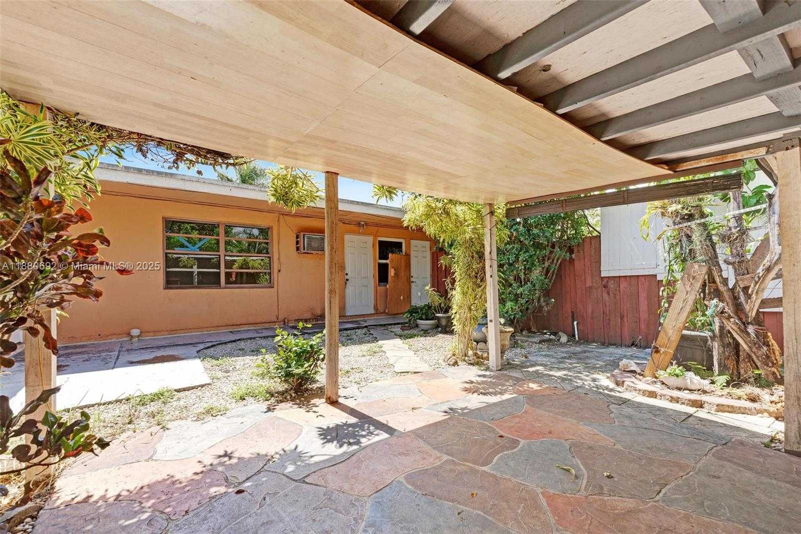 Small Image of 531 NORTH EAST 58TH ST, Oakland Park Number 27