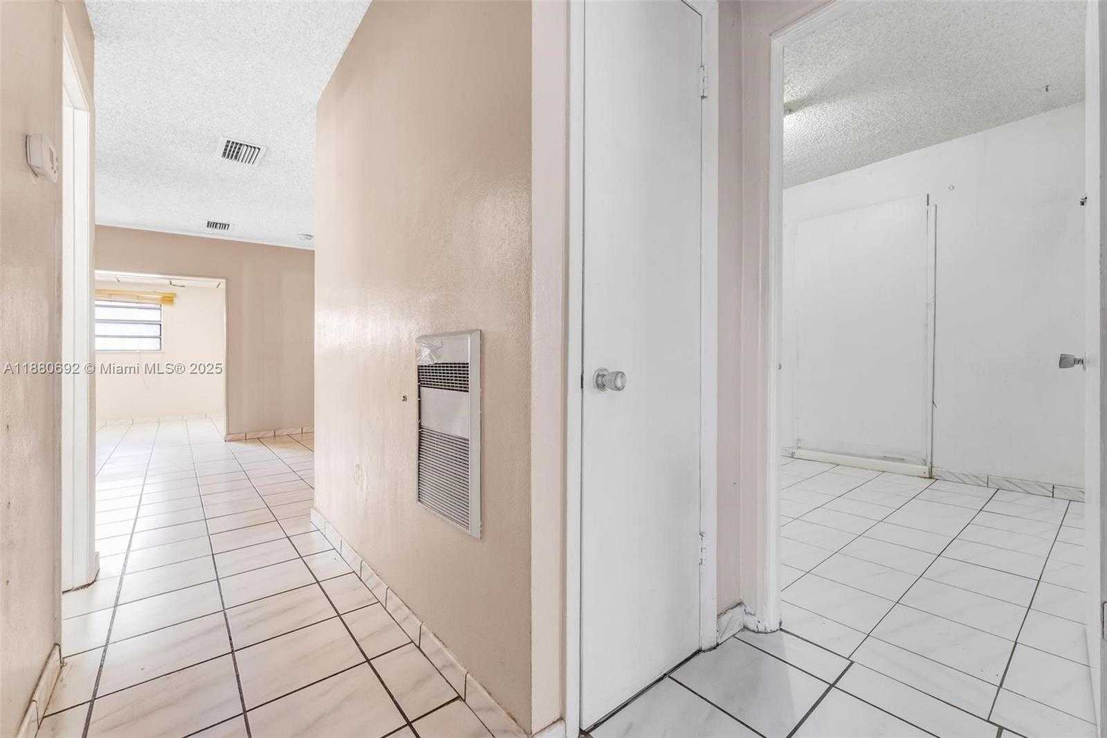 Small Image of 531 NORTH EAST 58TH ST, Oakland Park Number 32