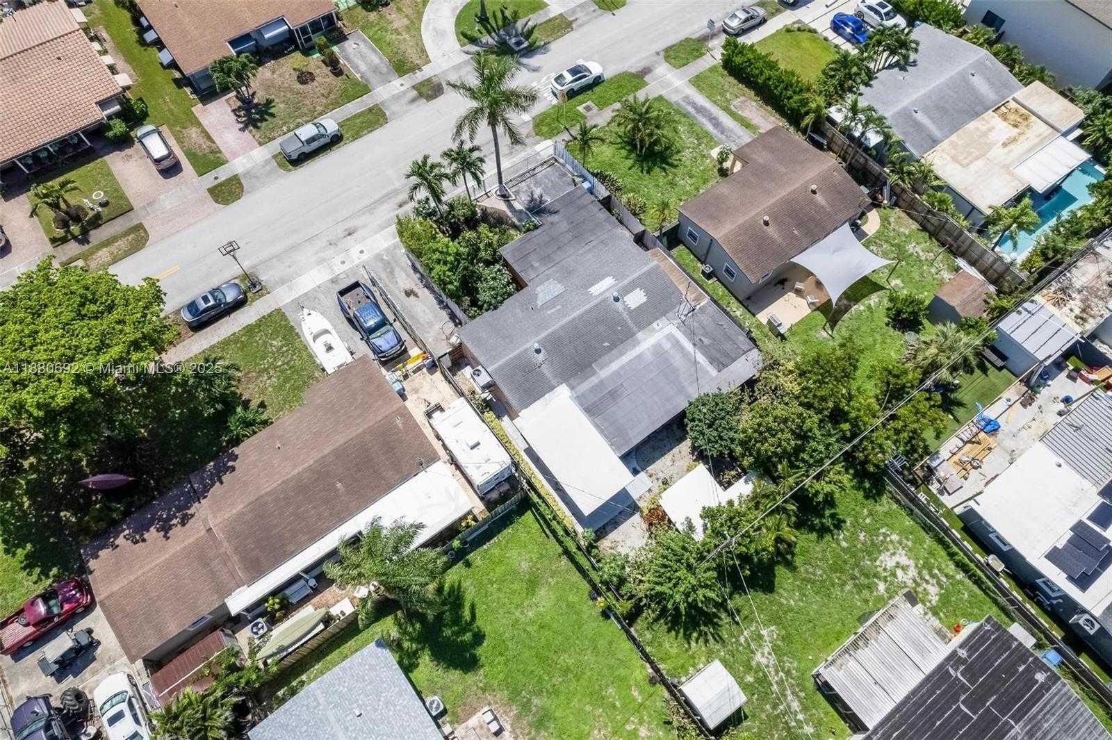 Small Image of 531 NORTH EAST 58TH ST, Oakland Park Number 6