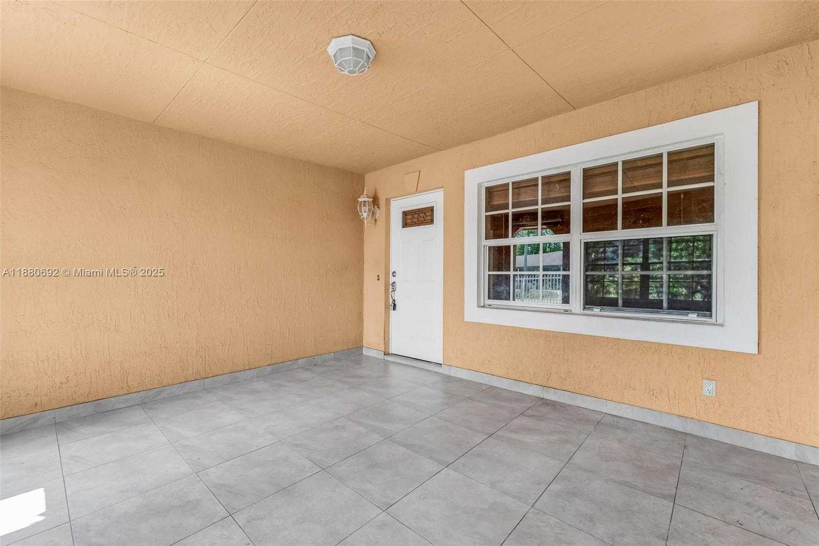 Small Image of 531 NORTH EAST 58TH ST, Oakland Park Number 7