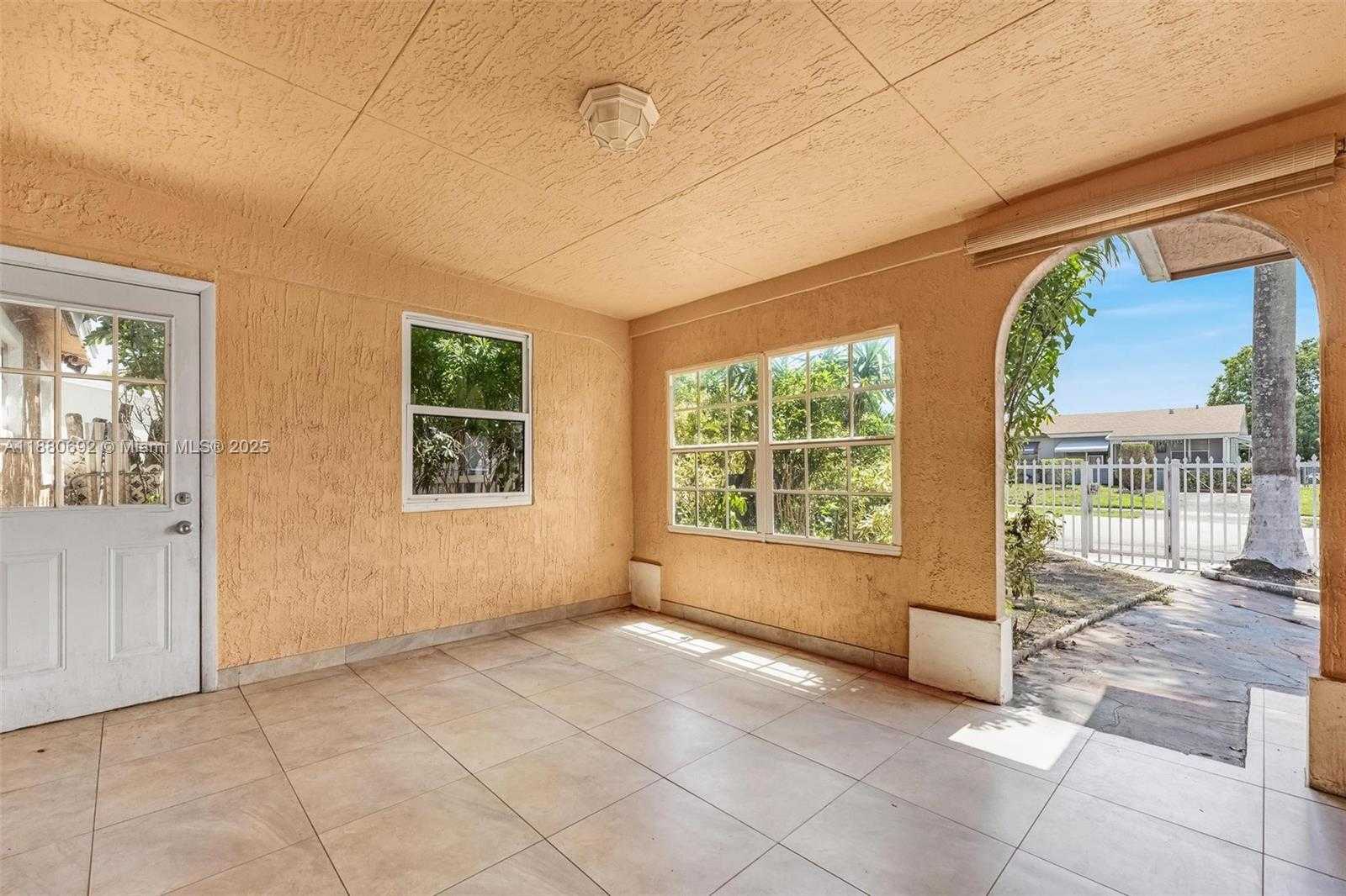 Small Image of 531 NORTH EAST 58TH ST, Oakland Park Number 8