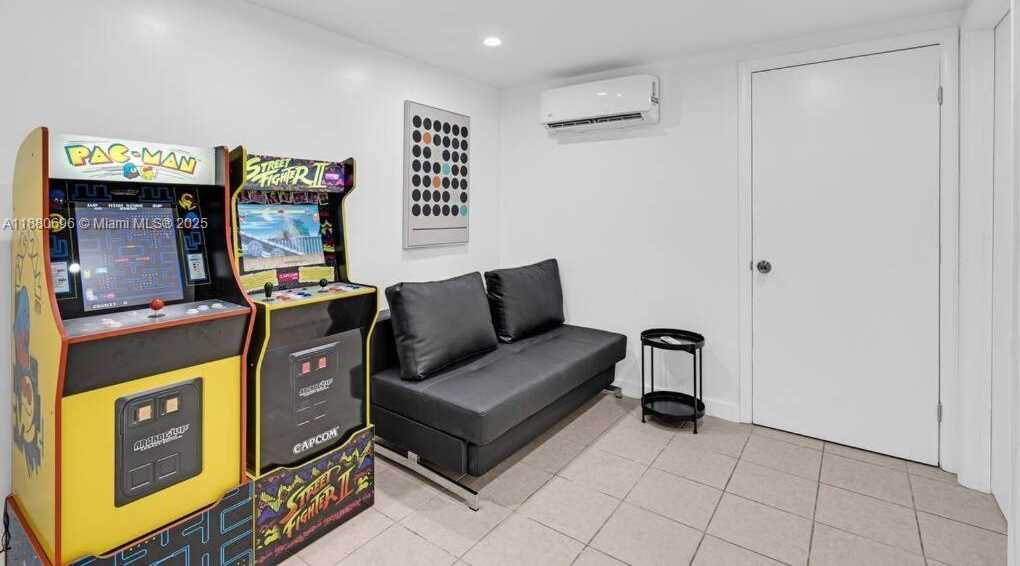Small Image of 2041 SOUTH WEST 37TH TER, Fort Lauderdale Number 32