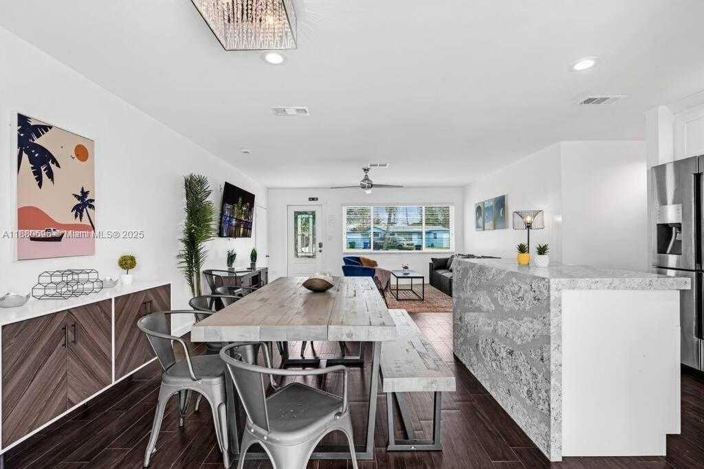 Small Image of 2041 SOUTH WEST 37TH TER, Fort Lauderdale Number 6