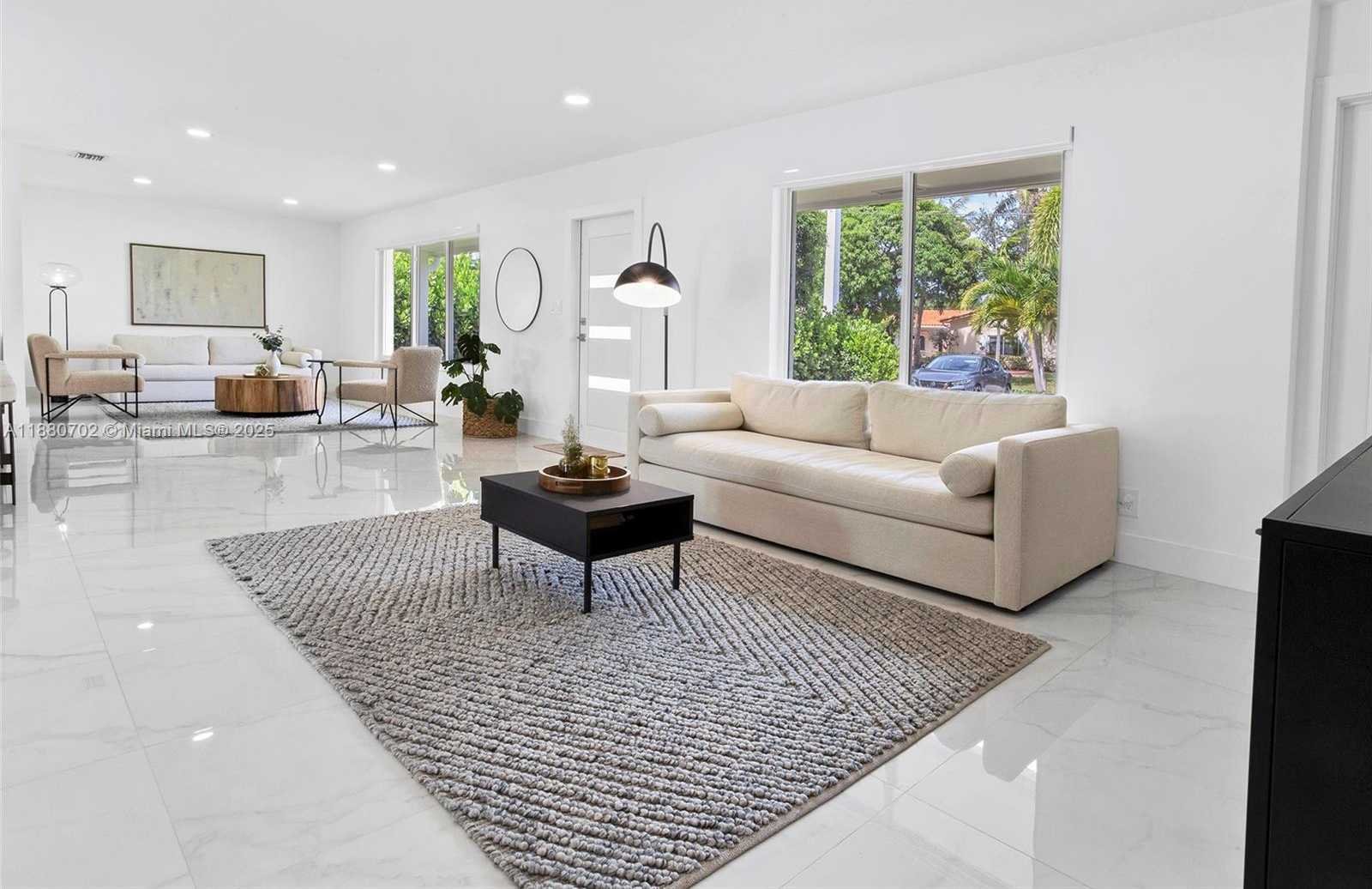 Small Image of 1720 NORTH 50TH AVE, Hollywood Number 13