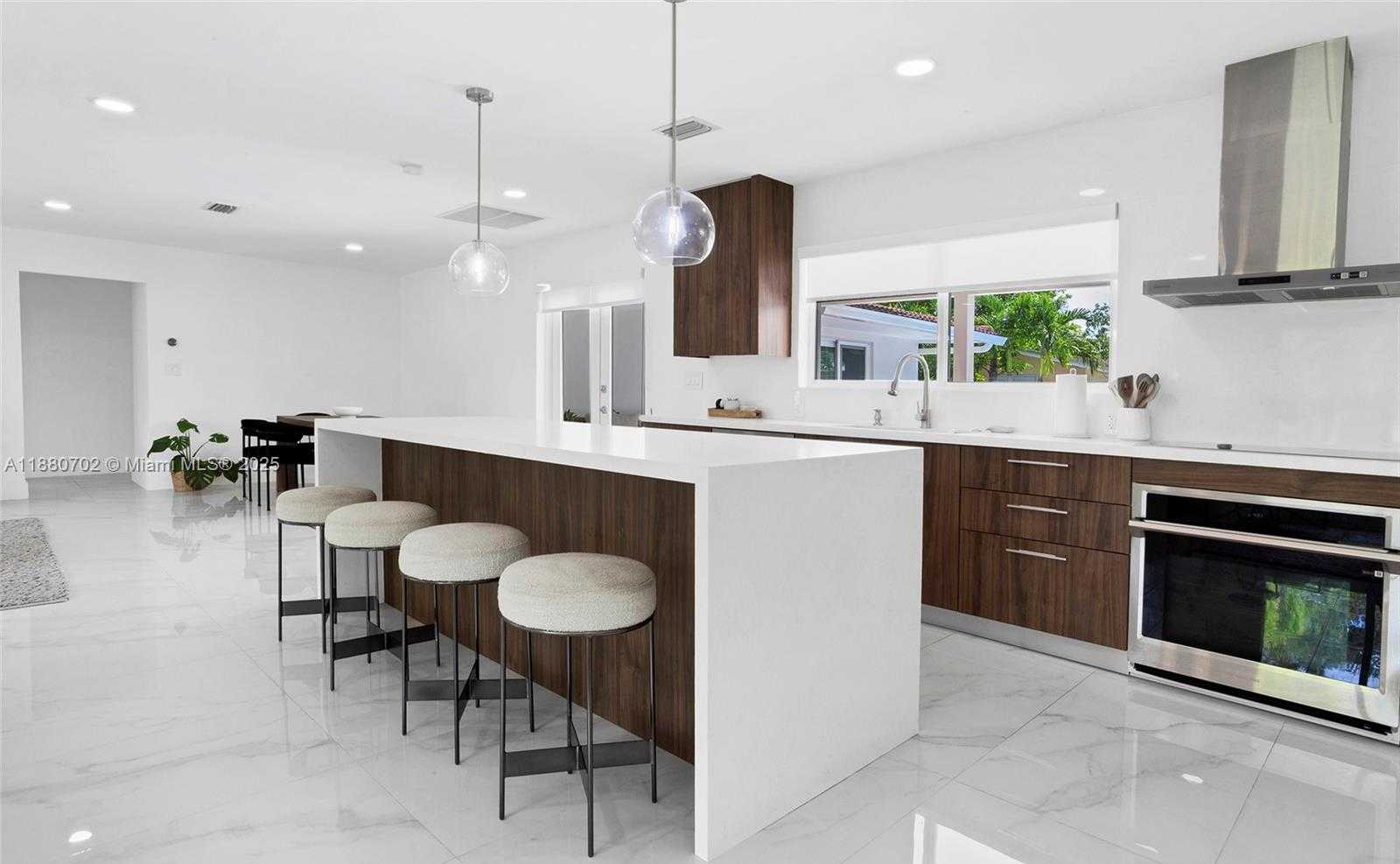 Small Image of 1720 NORTH 50TH AVE, Hollywood Number 21