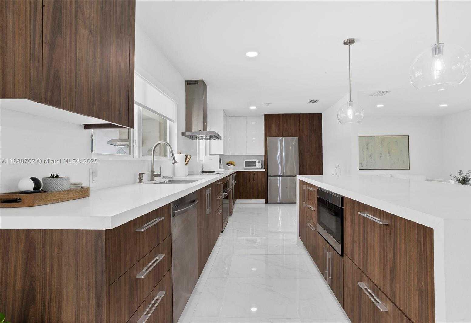 Small Image of 1720 NORTH 50TH AVE, Hollywood Number 23