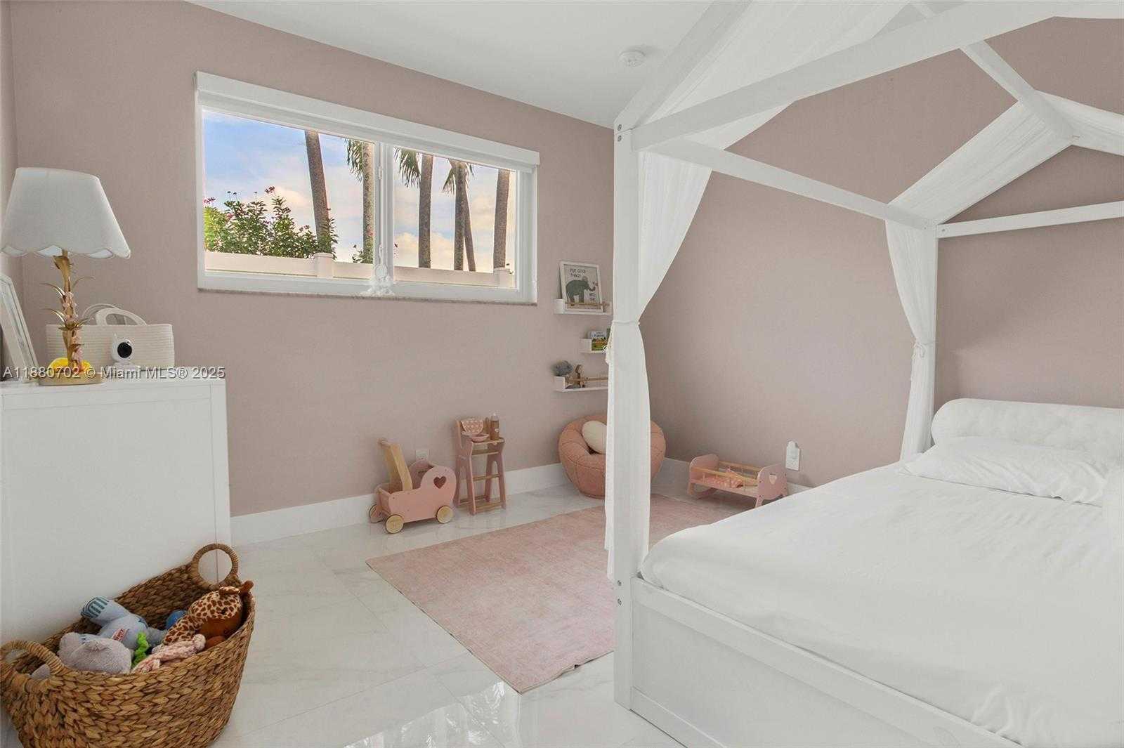 Small Image of 1720 NORTH 50TH AVE, Hollywood Number 34