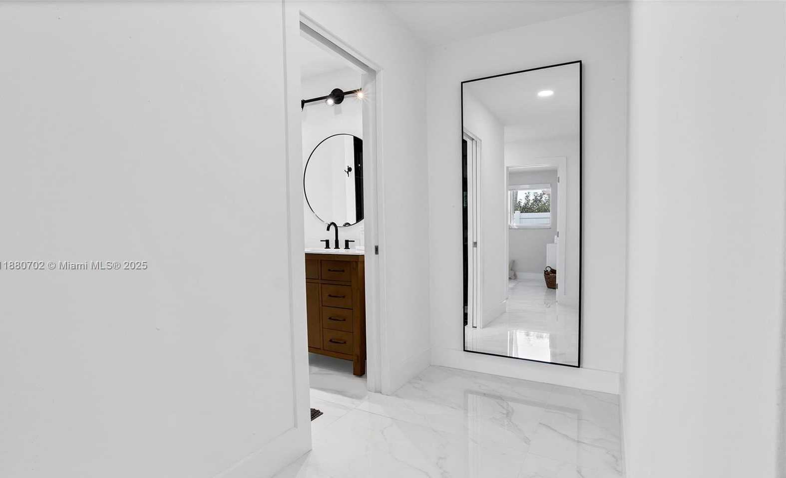 Small Image of 1720 NORTH 50TH AVE, Hollywood Number 35