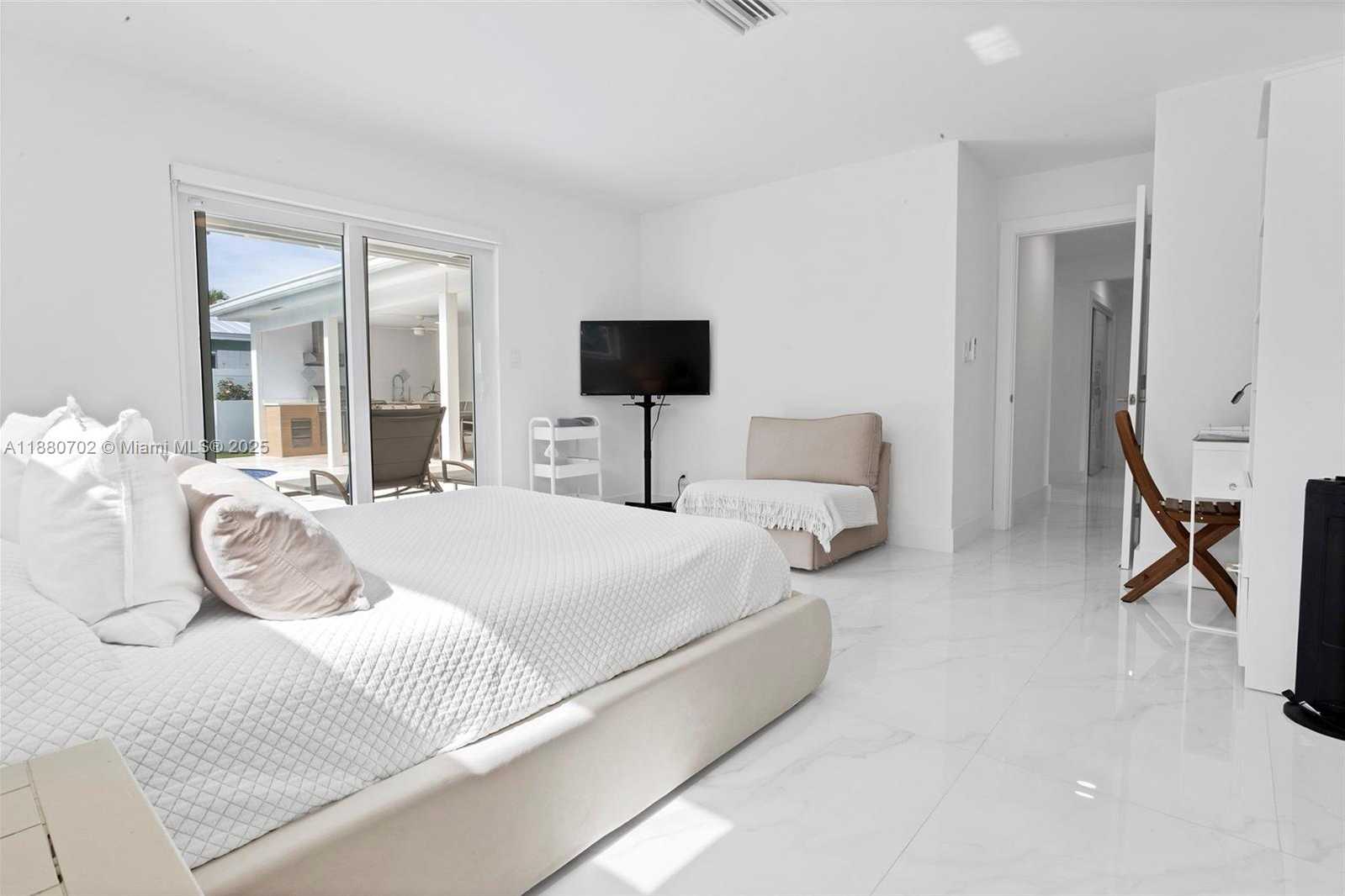 Small Image of 1720 NORTH 50TH AVE, Hollywood Number 41