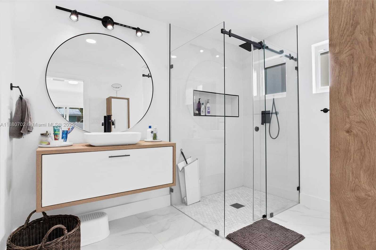 Small Image of 1720 NORTH 50TH AVE, Hollywood Number 44