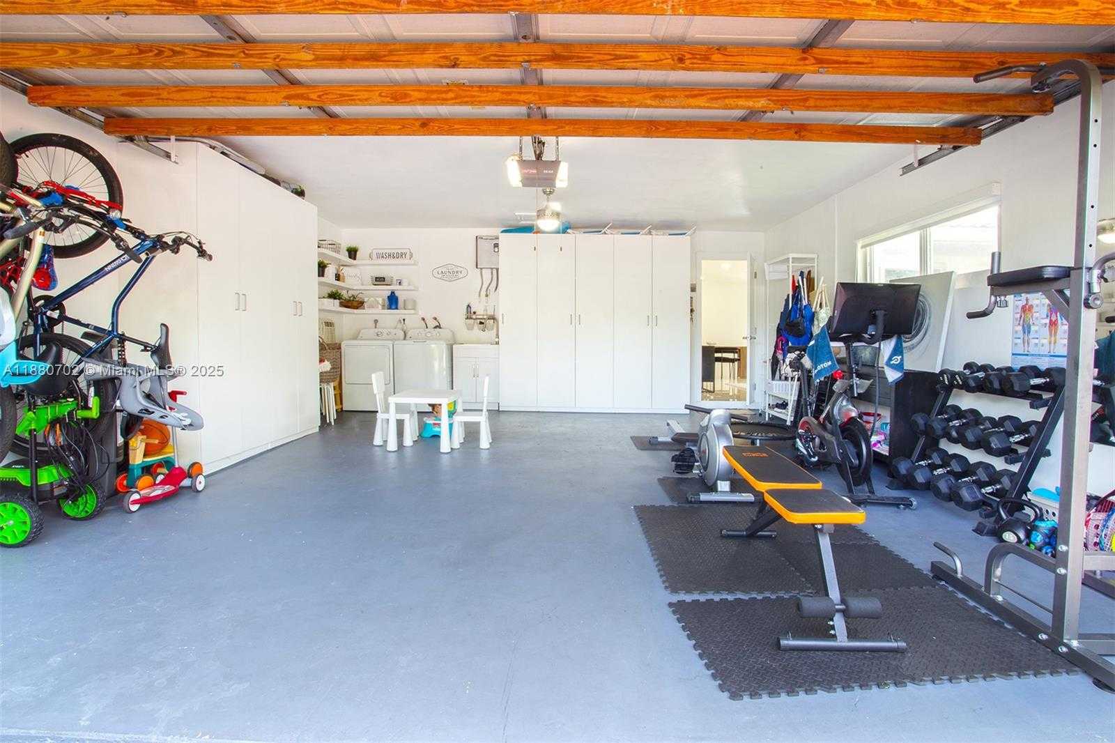 Small Image of 1720 NORTH 50TH AVE, Hollywood Number 48