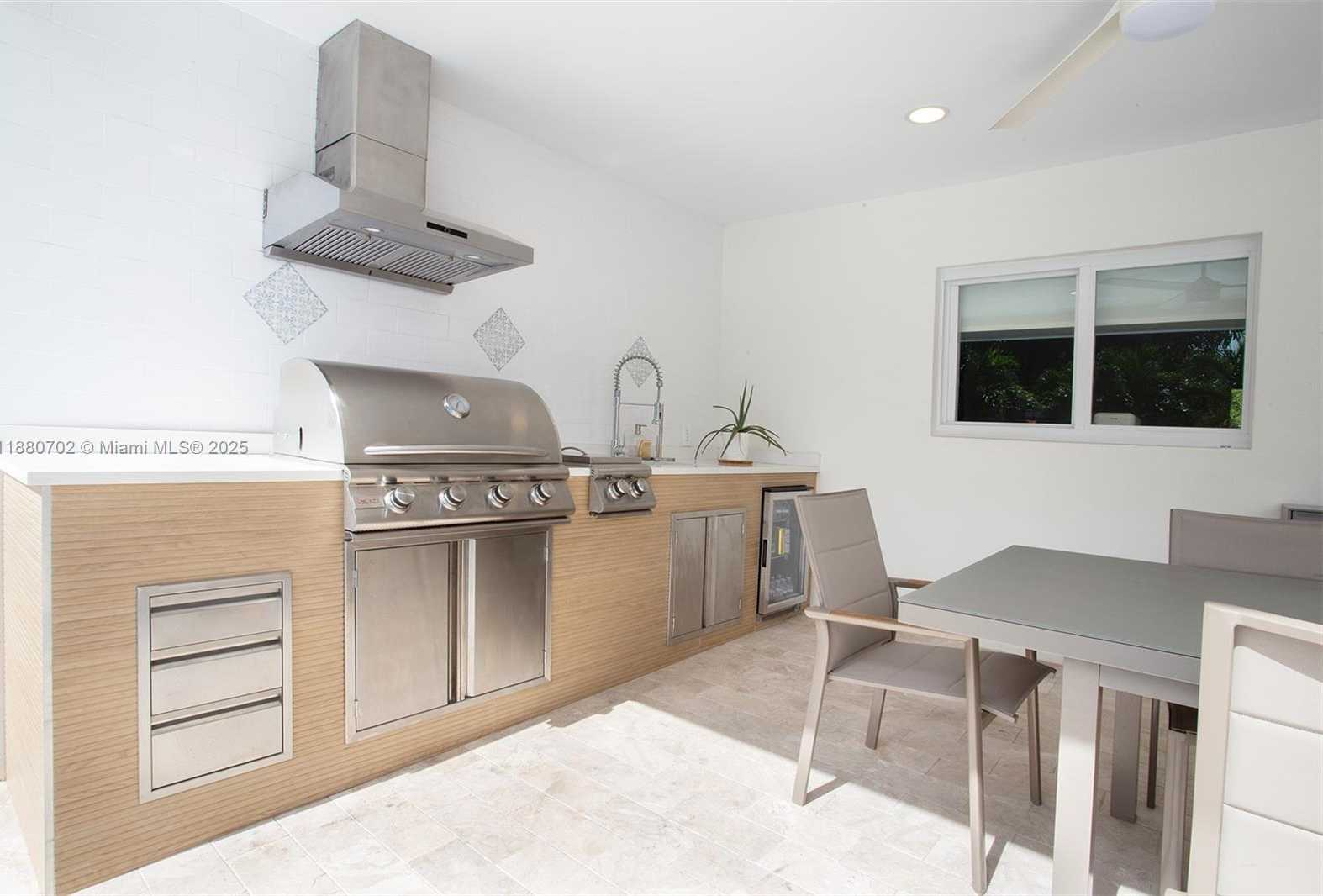 Small Image of 1720 NORTH 50TH AVE, Hollywood Number 54