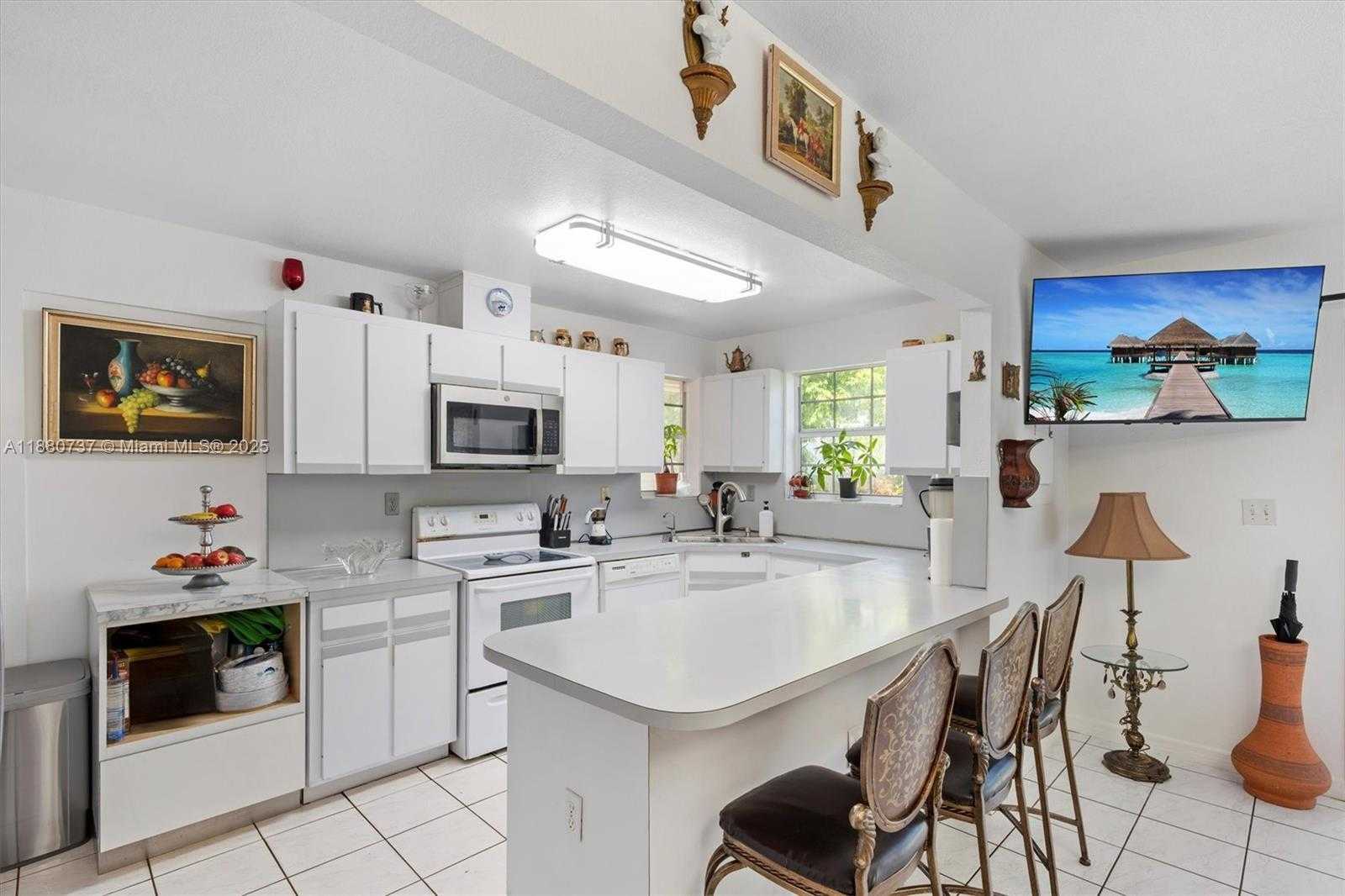 Small Image of 20851 SOUTH WEST 242ND ST, Homestead Number 10