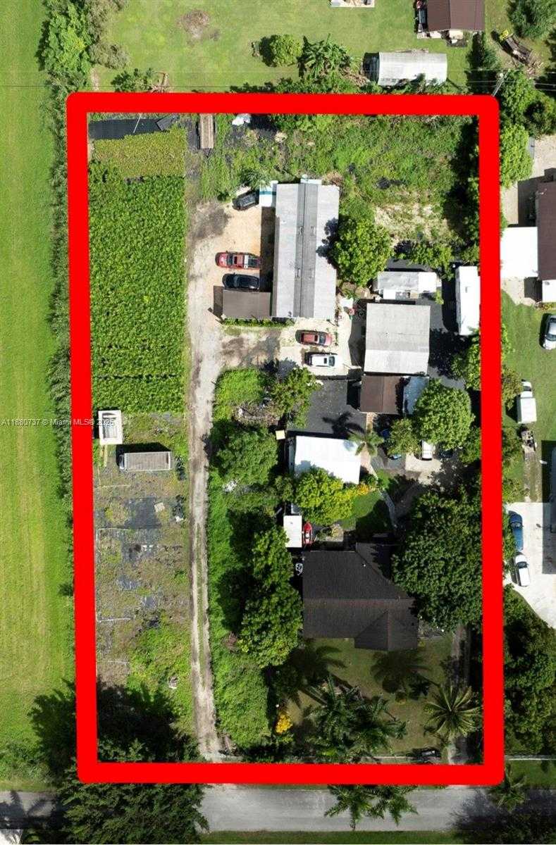 Small Image of 20851 SOUTH WEST 242ND ST, Homestead Number 38