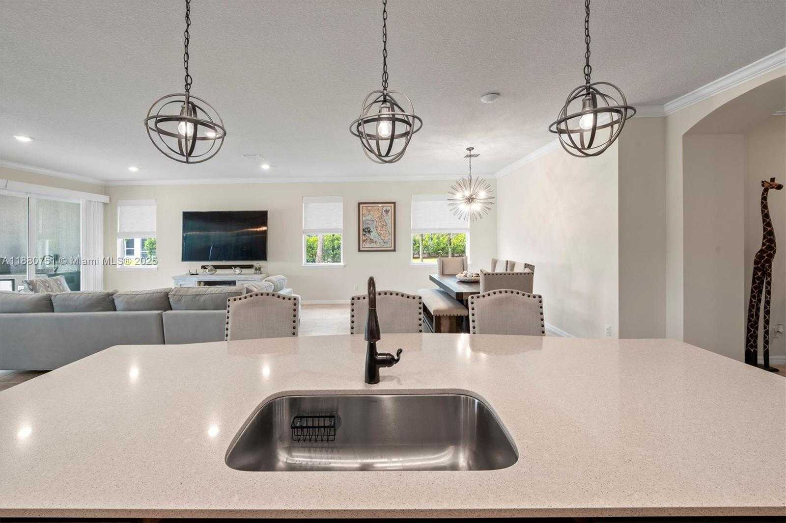 Small Image of 12665 SOUTH WEST CATTLEYA LN, Port St. Lucie Number 10