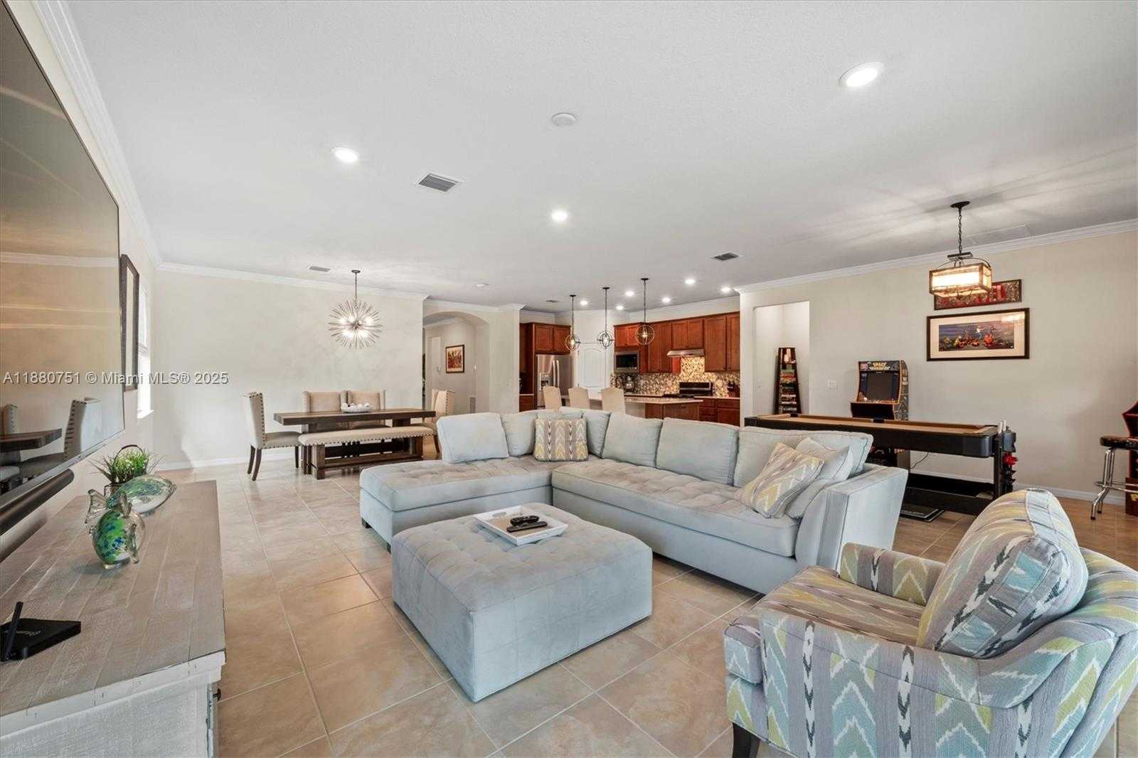 Small Image of 12665 SOUTH WEST CATTLEYA LN, Port St. Lucie Number 14