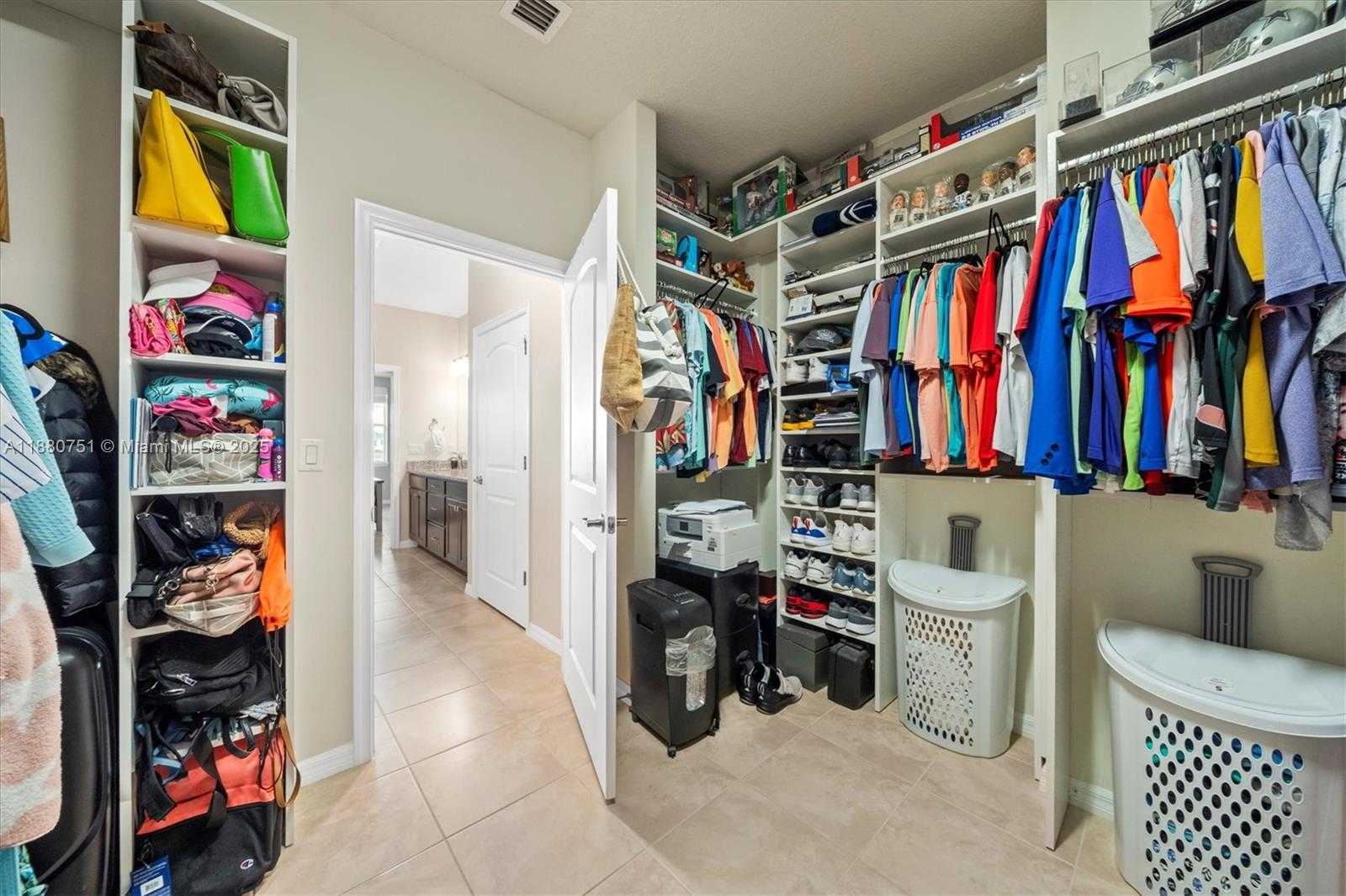 Small Image of 12665 SOUTH WEST CATTLEYA LN, Port St. Lucie Number 21