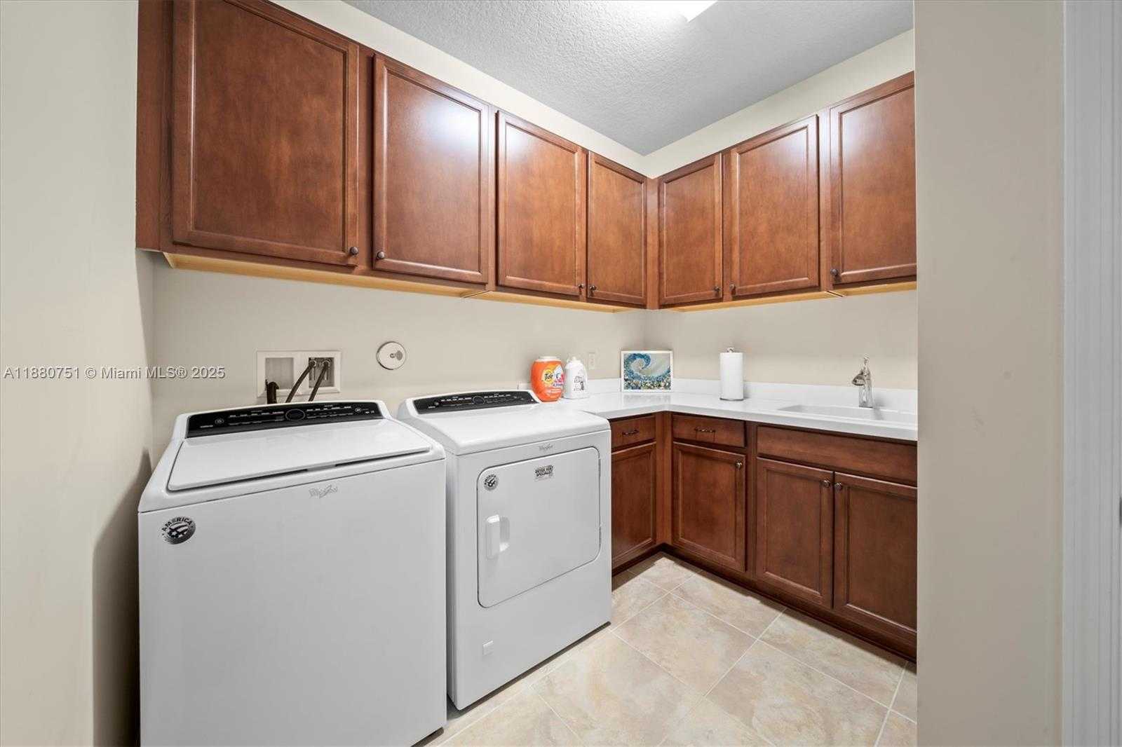 Small Image of 12665 SOUTH WEST CATTLEYA LN, Port St. Lucie Number 26