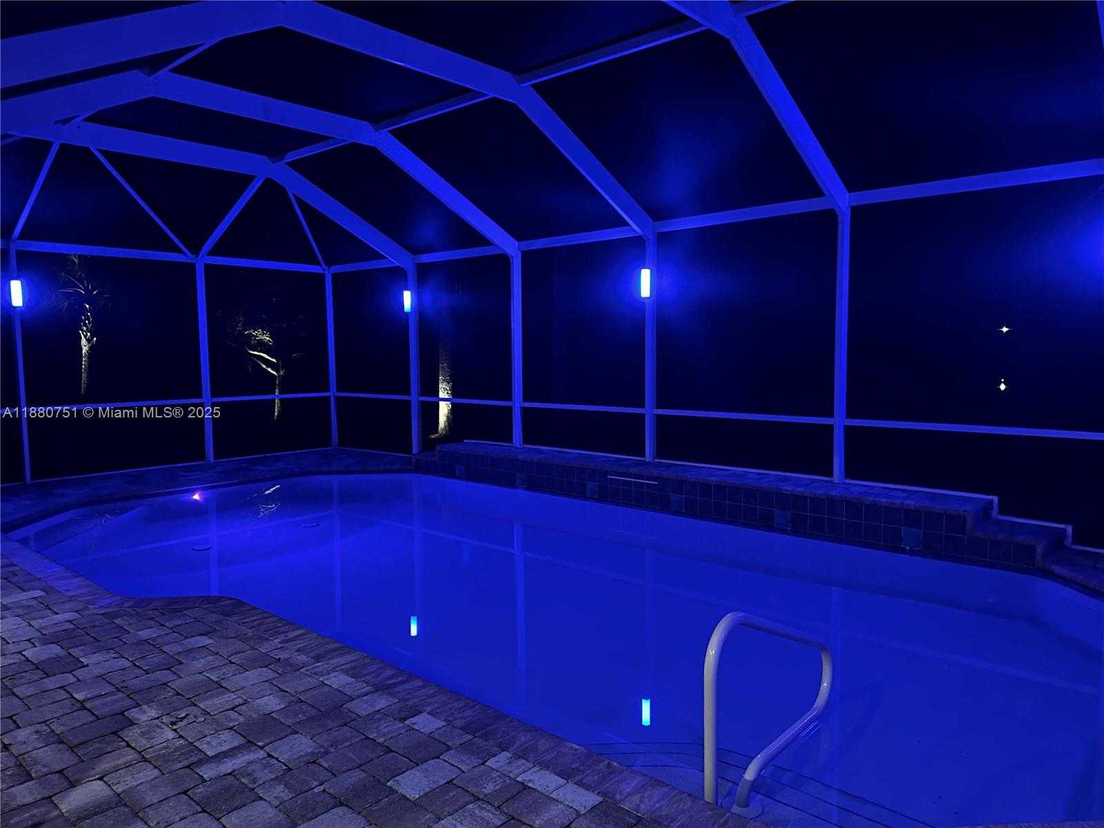 Small Image of 12665 SOUTH WEST CATTLEYA LN, Port St. Lucie Number 35