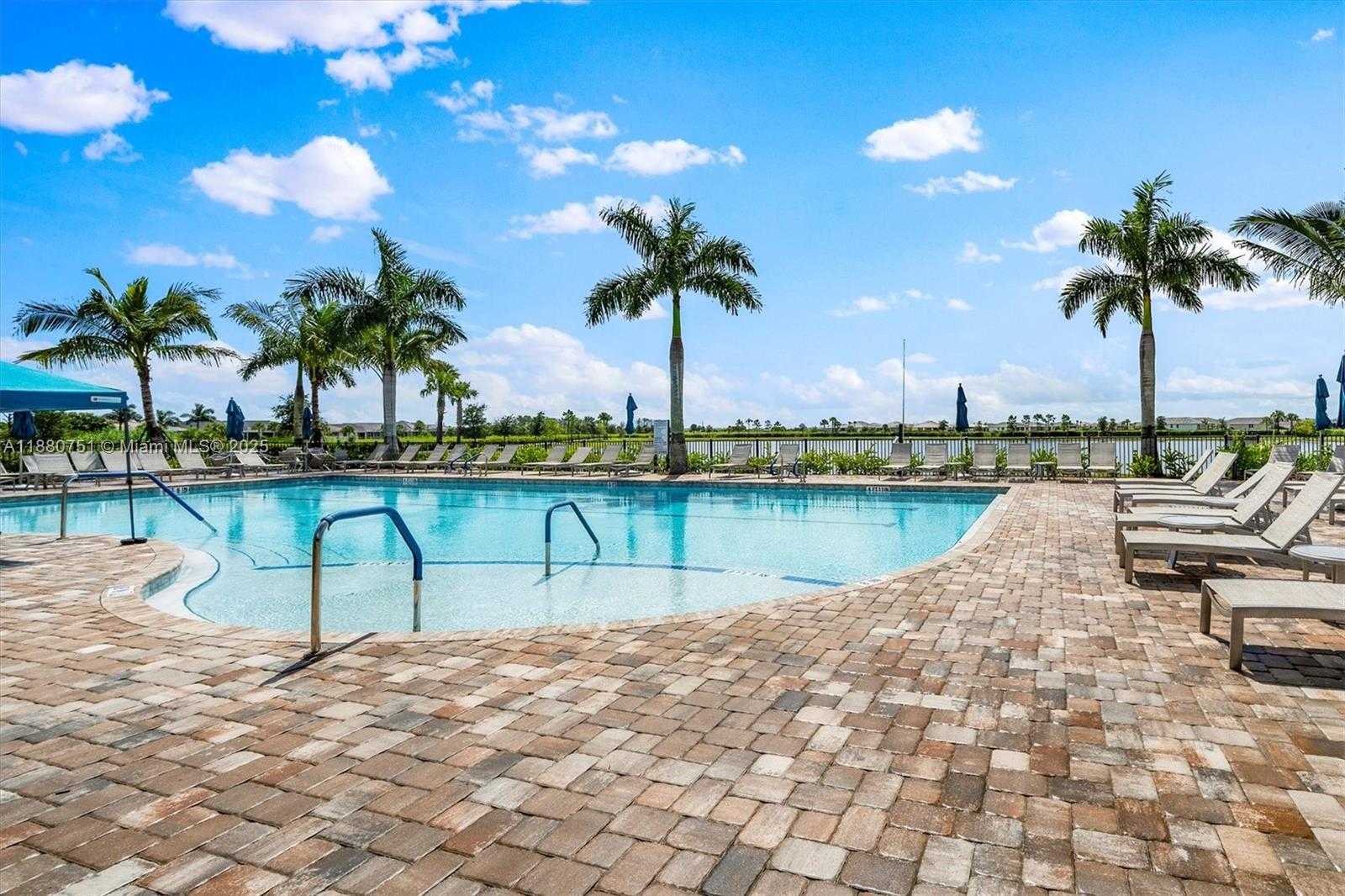 Small Image of 12665 SOUTH WEST CATTLEYA LN, Port St. Lucie Number 44