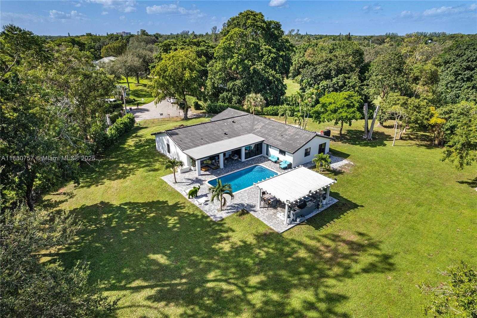 Small Image of 9550 NORTH WEST 42ND CT, Coral Springs Number 2