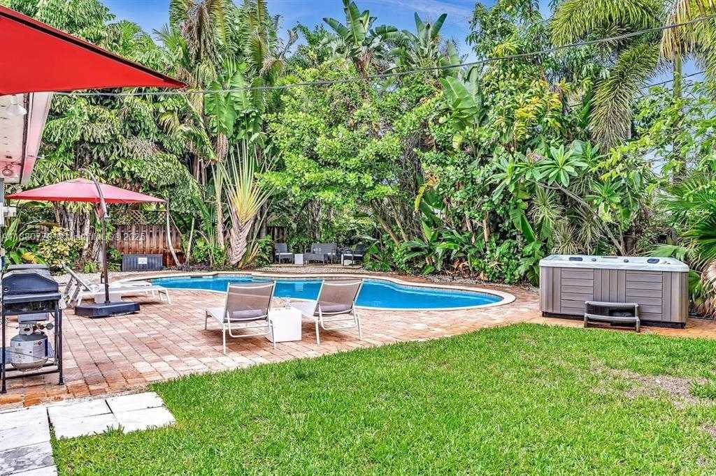 Small Image of 1577 NORTH EAST 48TH CT, Oakland Park Number 7
