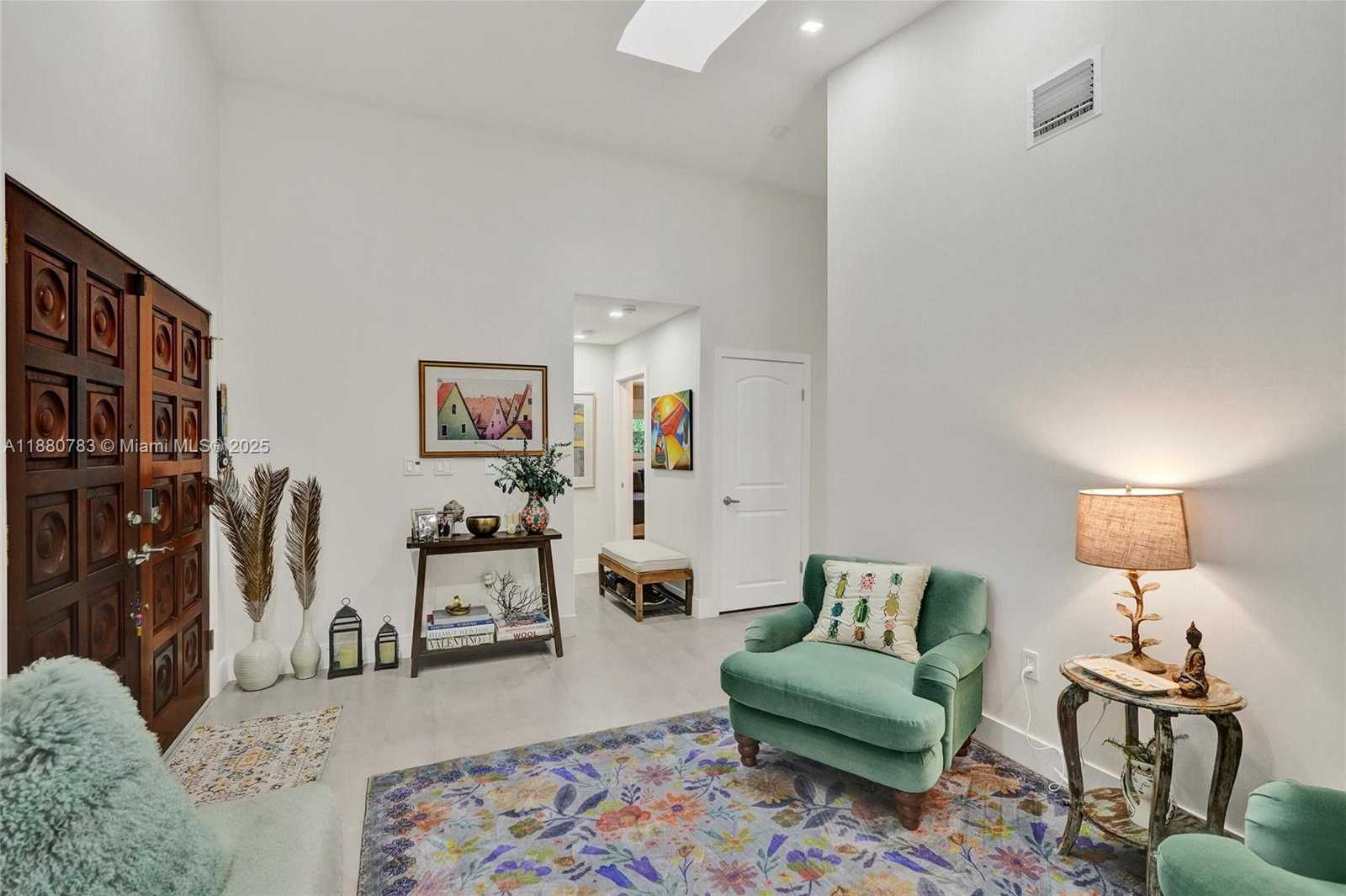 Small Image of 910 SOUTH WEST 23RD RD, Miami Number 10