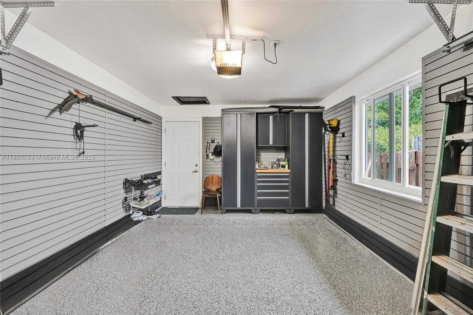 Small Image of 910 SOUTH WEST 23RD RD, Miami Number 50