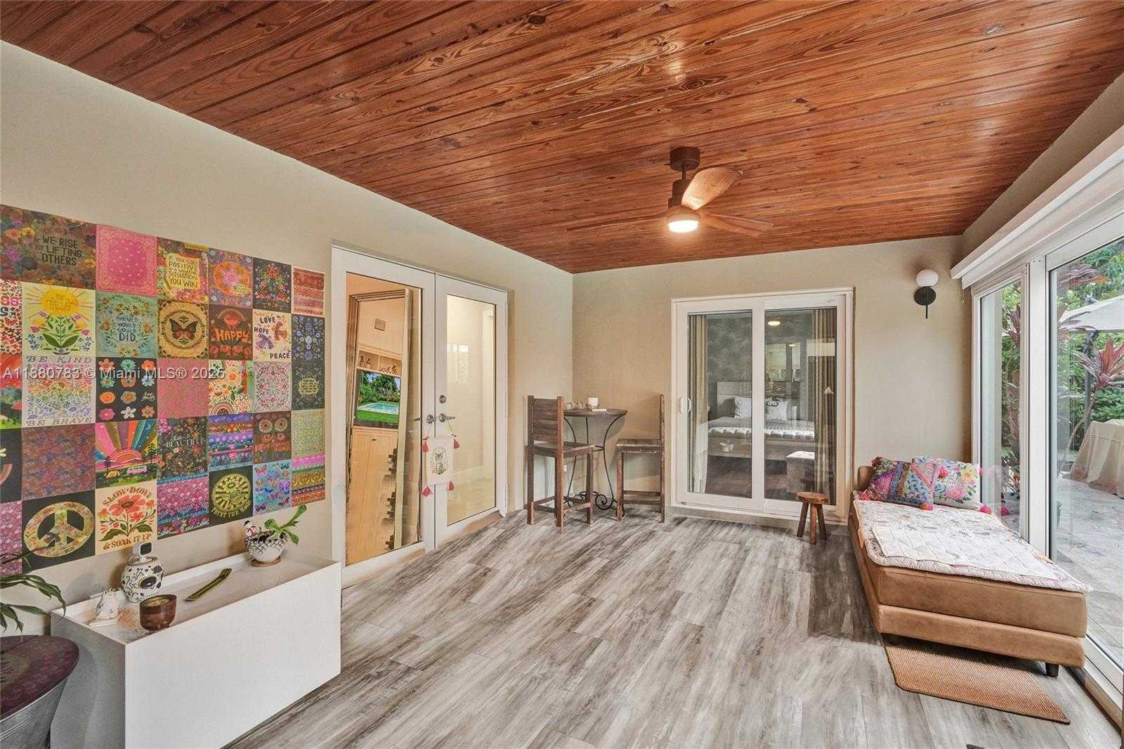 Small Image of 910 SOUTH WEST 23RD RD, Miami Number 52