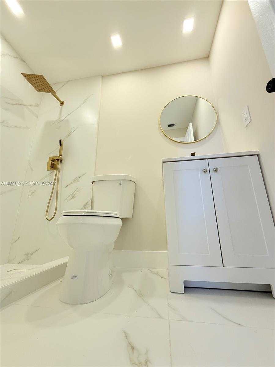 Small Image of 9342 NORTH WEST 23RD ST, Pembroke Pines Number 14