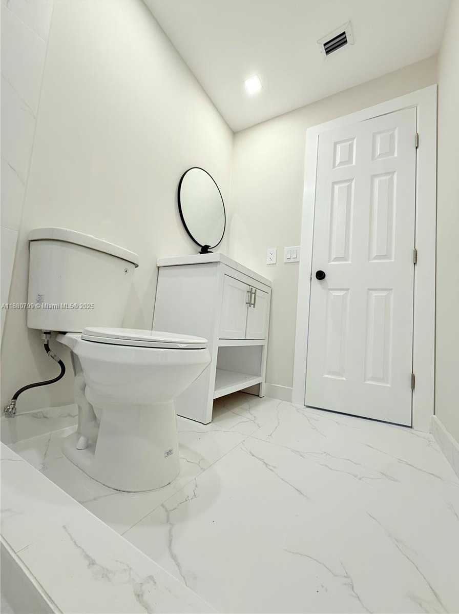 Small Image of 9342 NORTH WEST 23RD ST, Pembroke Pines Number 20
