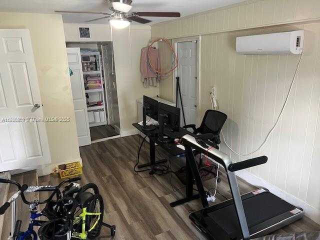 Small Image of 1732 NORTH WEST 18TH ST, Fort Lauderdale Number 5