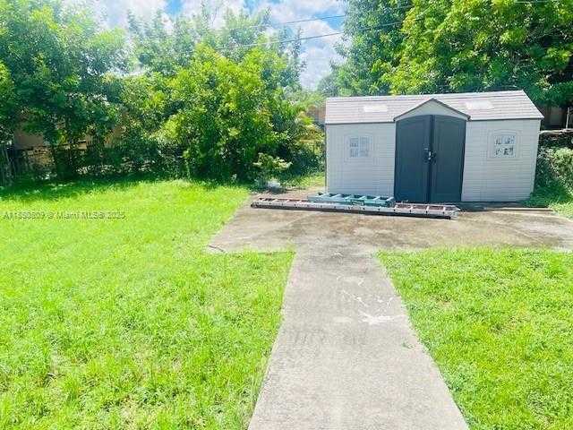 Small Image of 1732 NORTH WEST 18TH ST, Fort Lauderdale Number 9