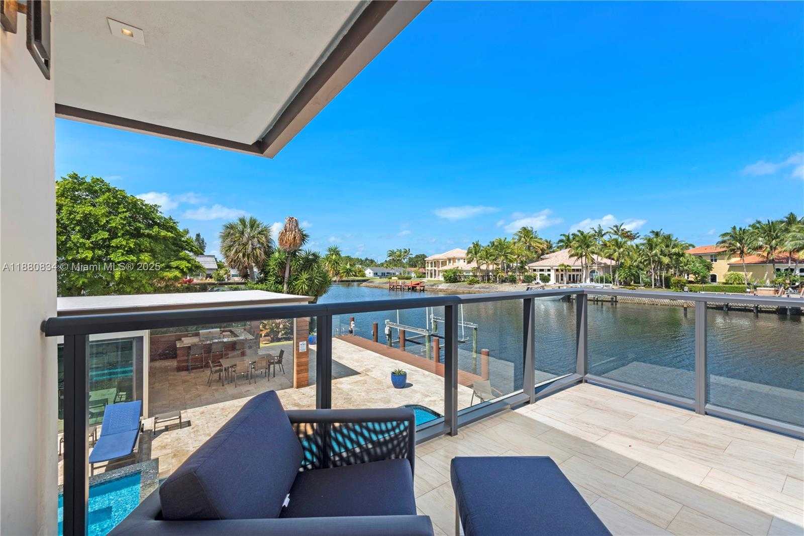 Small Image of 1025 DIPLOMAT PARKWAY, Hollywood Number 19