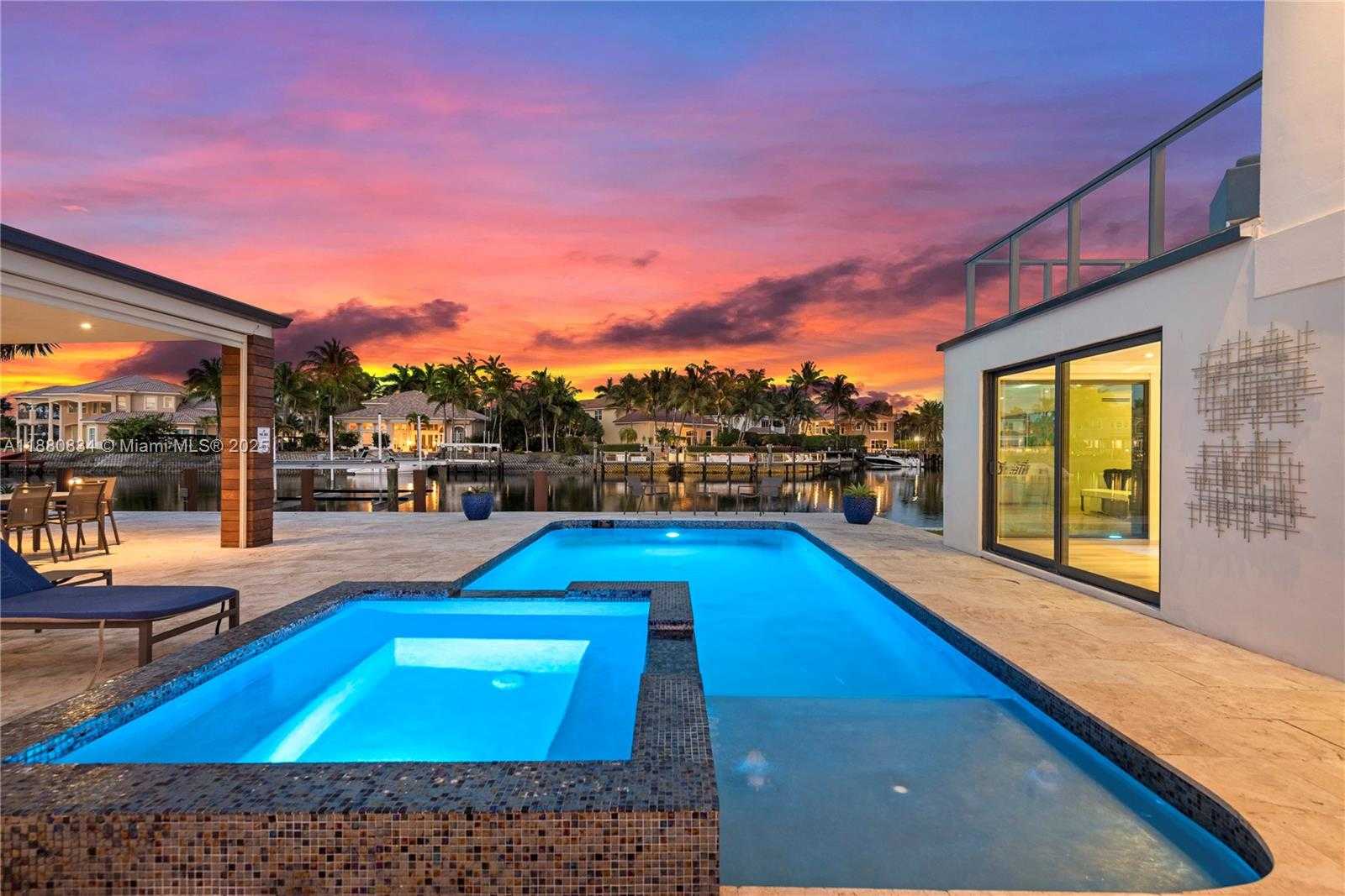 Small Image of 1025 DIPLOMAT PARKWAY, Hollywood Number 60