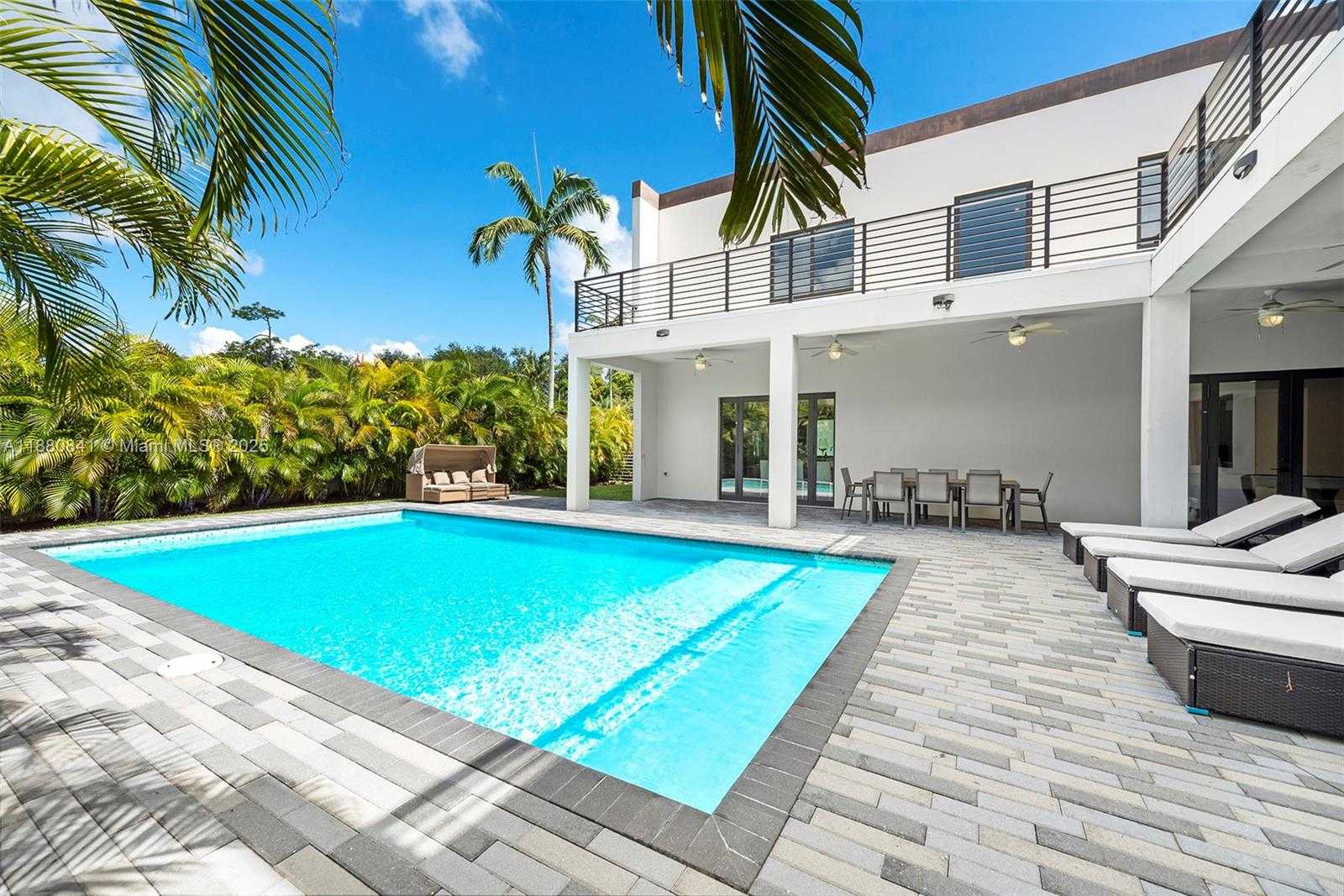 Small Image of 5500 SOUTH WEST 67TH AVE, Miami Number 13