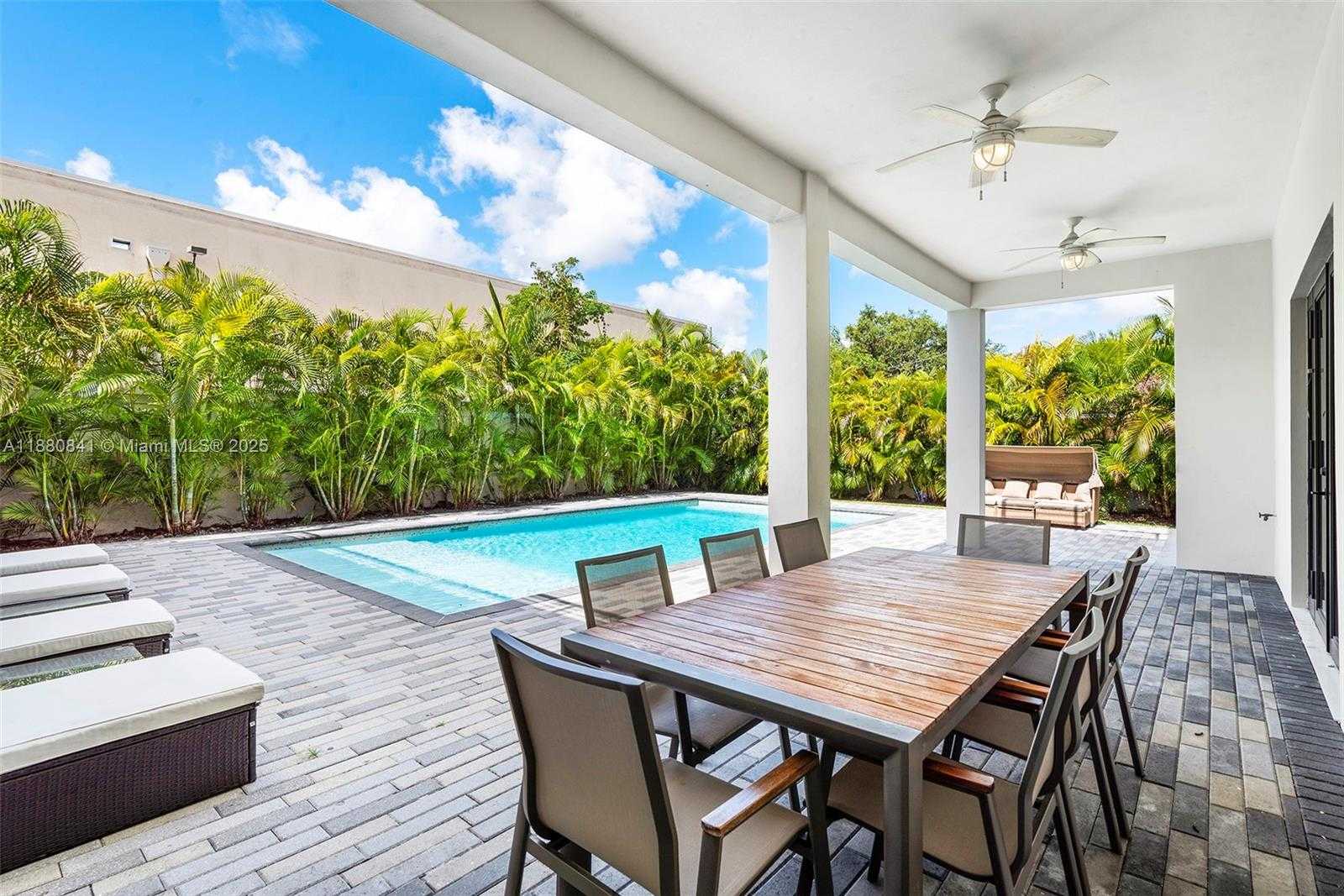 Small Image of 5500 SOUTH WEST 67TH AVE, Miami Number 14