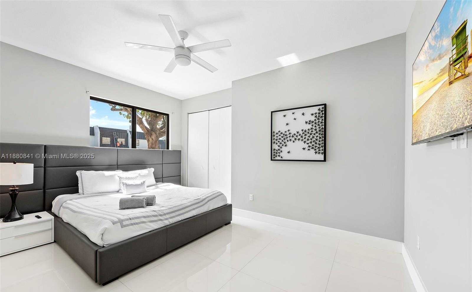 Small Image of 5500 SOUTH WEST 67TH AVE, Miami Number 26