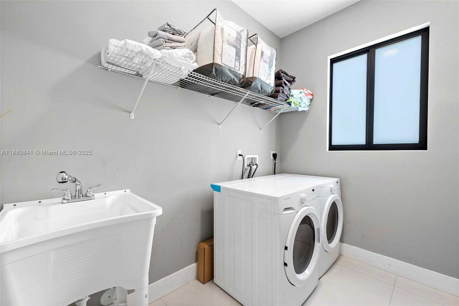 Small Image of 5500 SOUTH WEST 67TH AVE, Miami Number 47