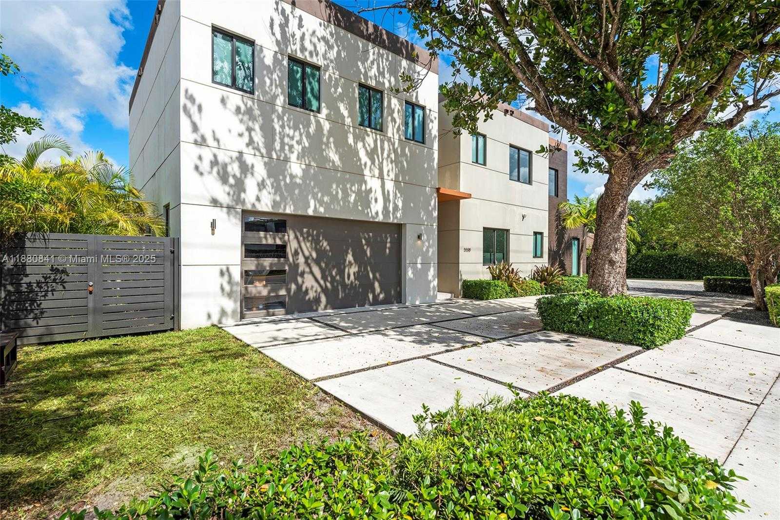 Small Image of 5500 SOUTH WEST 67TH AVE, Miami Number 5
