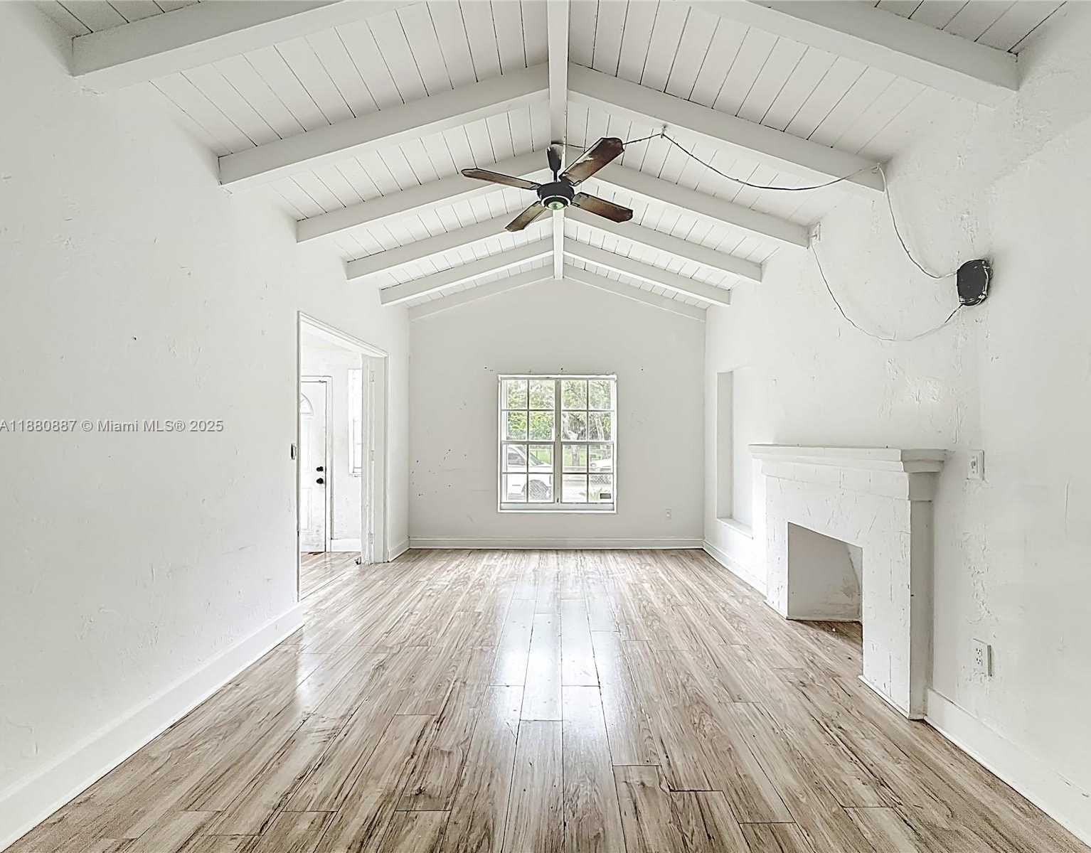 Small Image of 47 NORTH WEST 49TH ST, Miami Number 9
