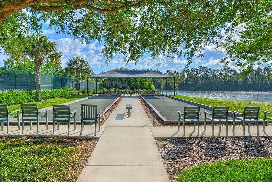 Small Image of 263 STIRLING BRIDGE DRIVE, Other City - In The State Of Florida Number 24