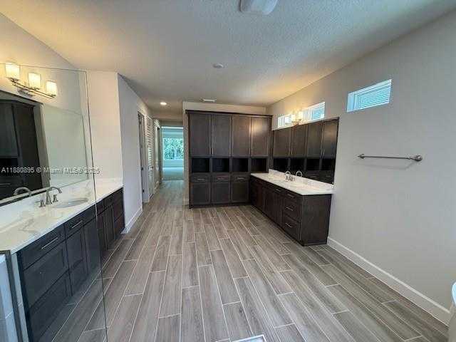 Small Image of 263 STIRLING BRIDGE DRIVE, Other City - In The State Of Florida Number 6