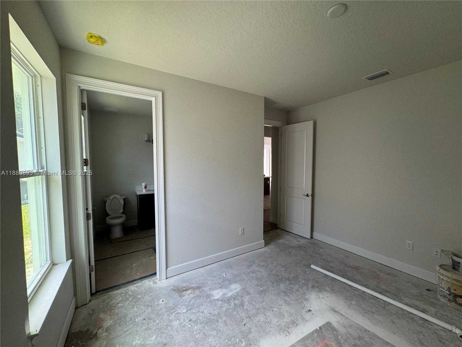 Small Image of 263 STIRLING BRIDGE DRIVE, Other City - In The State Of Florida Number 9